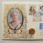 1998 First Day Gold Sovereign Cover - The Queen Mother 75 Royal Years 22ct Gold Coin PNC Cover Left